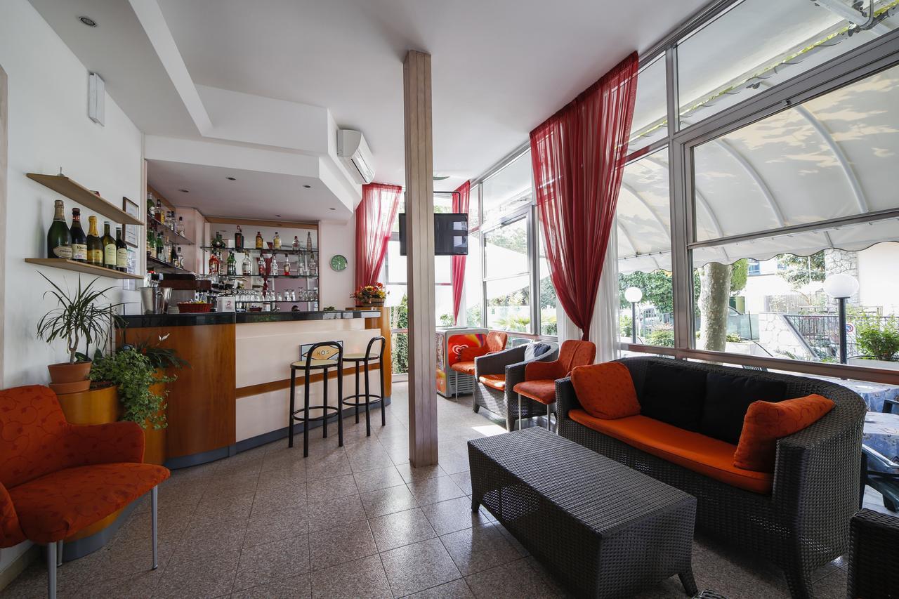 Hotel Susanna Rimini Eksteriør bilde